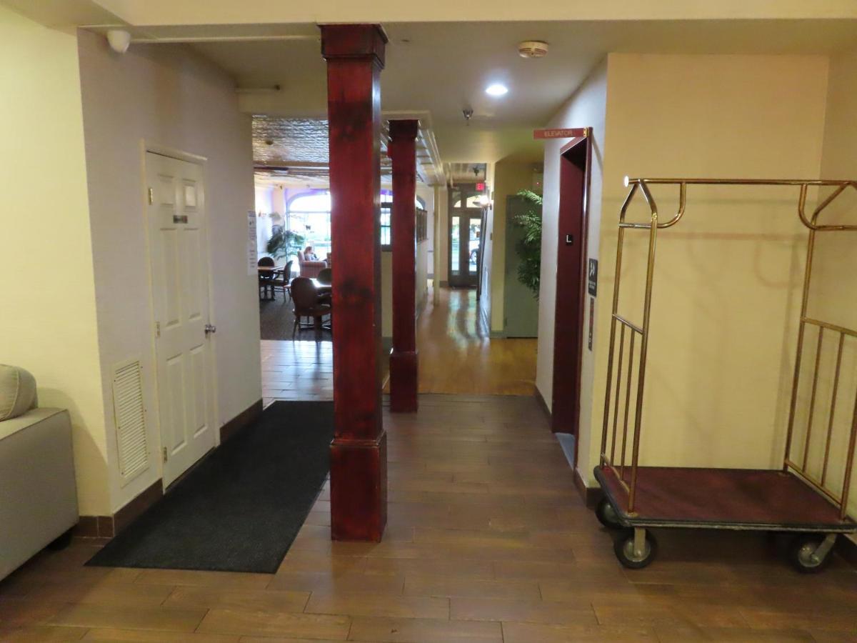 St Charles Hotel Downtown ハドソン エクステリア 写真